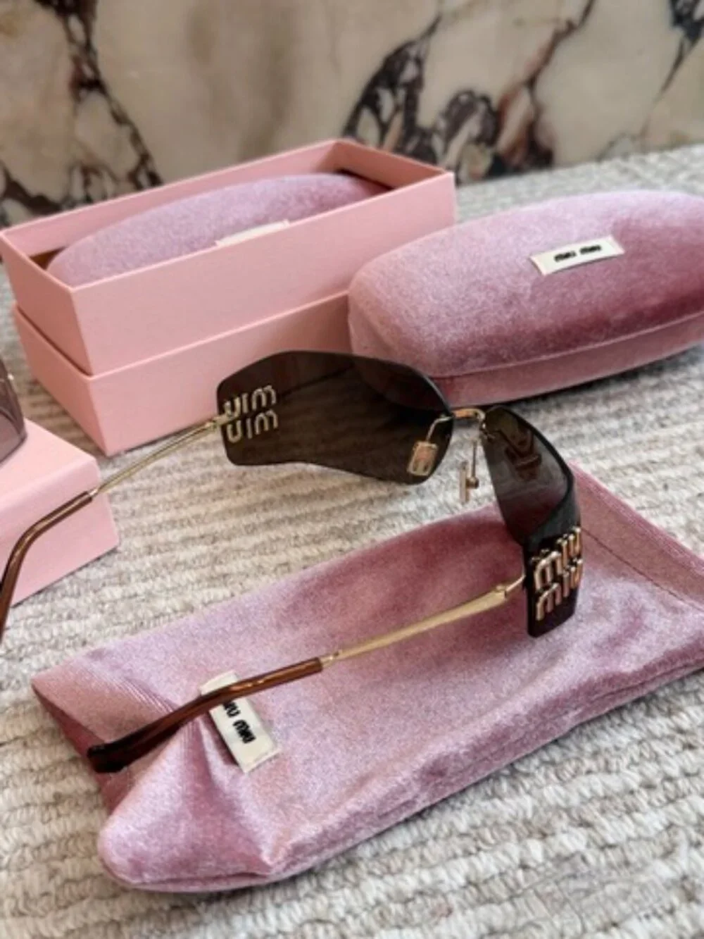 Auth Miu Miu Eyewear Runway rectangle-frame Sunglasses